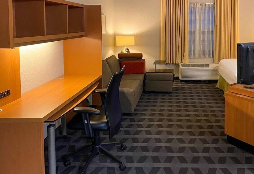 Люкс, Mainstay Suites Middleburg Heights Cleveland Airport