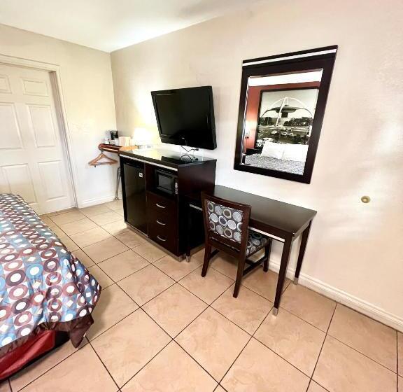 适合残疾人使用的标准间, Motel 6 Pasadena, Ca Old Town Pasadena Area