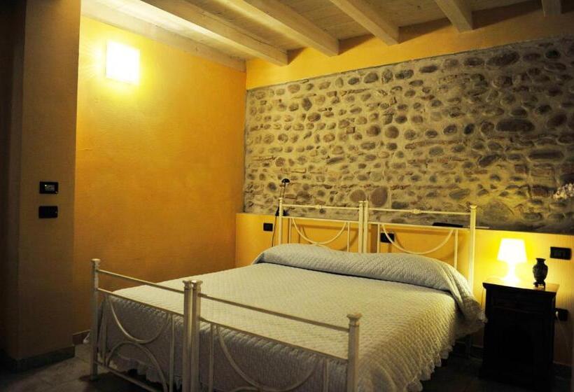 舒适三人间, B&b Corte Cornalino