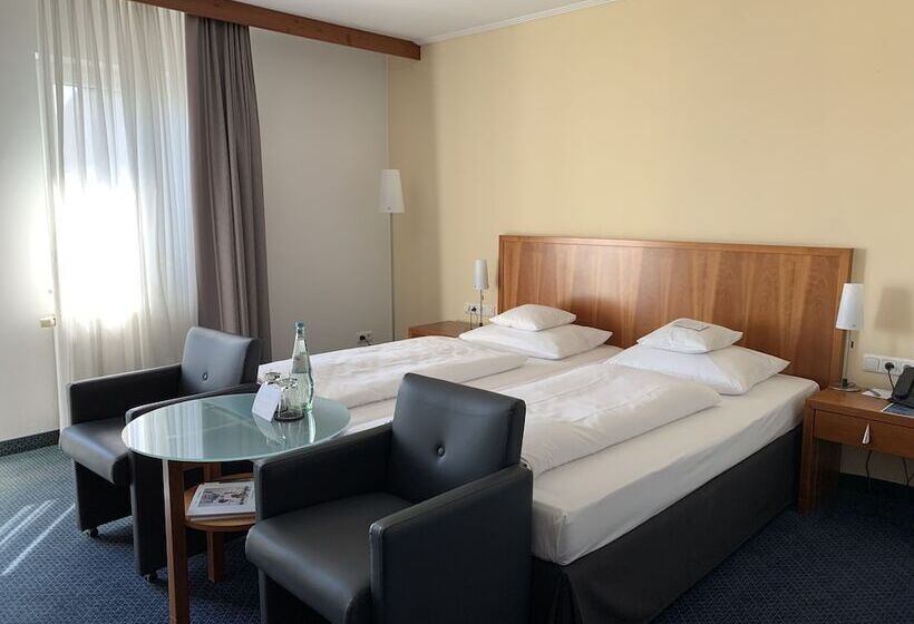 Номер Комфорт, Seehotel Niedernberg   Das Dorf Am See