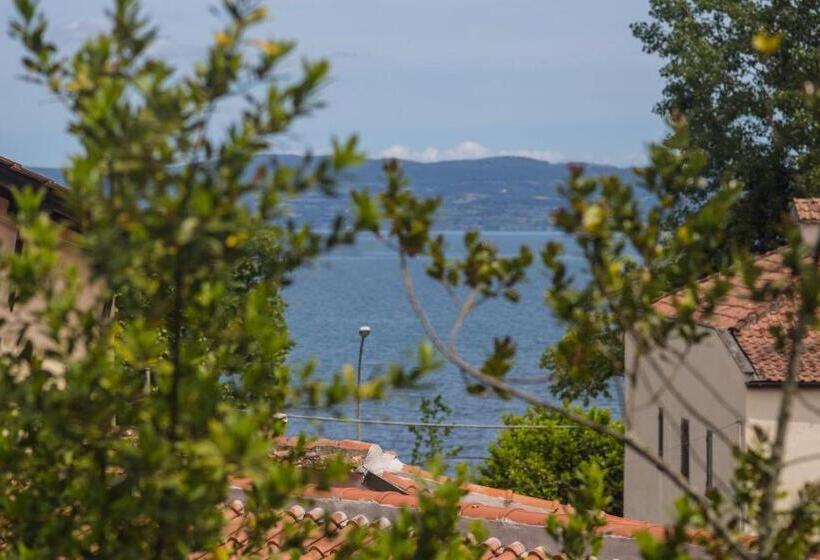 Номер Стандарт Трехместный, Lako Hostel
