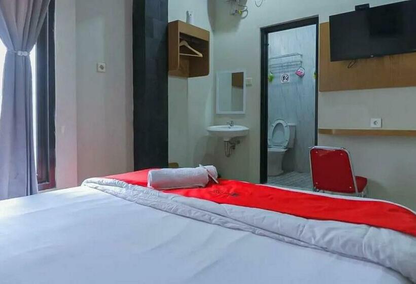 Номер Стандарт, Reddoorz Near Kampung Inggris Pare