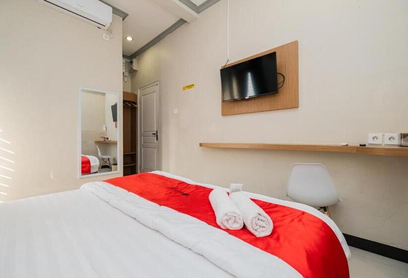 Номер Стандарт, Reddoorz Near Kampung Inggris Pare