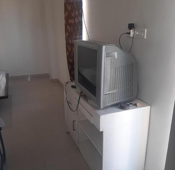 Кровать в Общей Комнате, Sri Vaari Residency