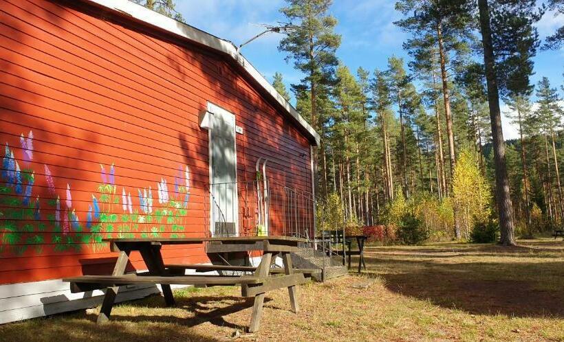 Семейный Номер, Hostel And Vandrarhem Lupin Naturcamping Lagom