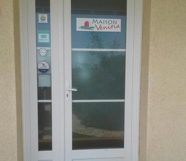 Номер Стандарт Вид на Сад, Maison Venitia