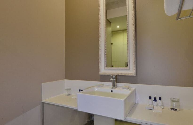 חדר דלוקס, Anew Hotel Hatfield Pretoria