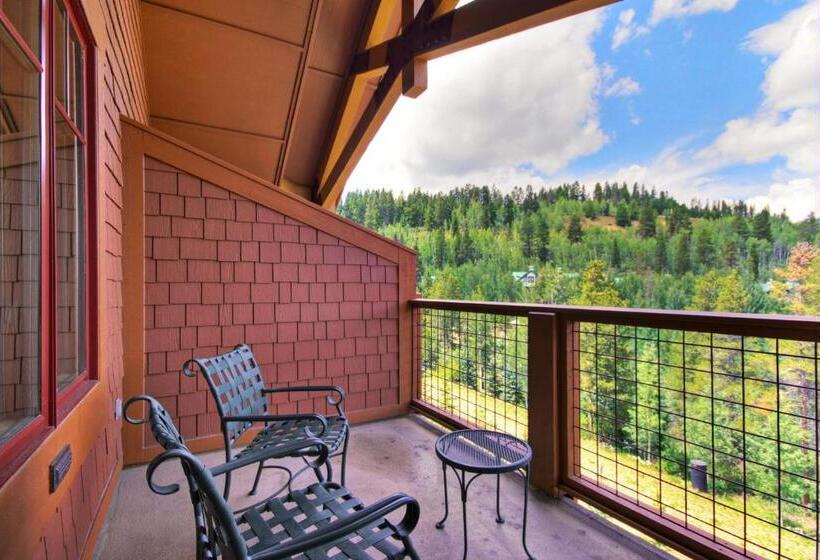 דירת חדר, Mountain Thunder Lodge