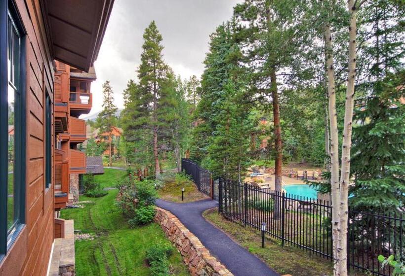 דירת שני חדרים, Mountain Thunder Lodge