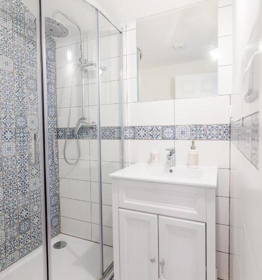 Трехместный Номер Классика, Guesthouse Sam