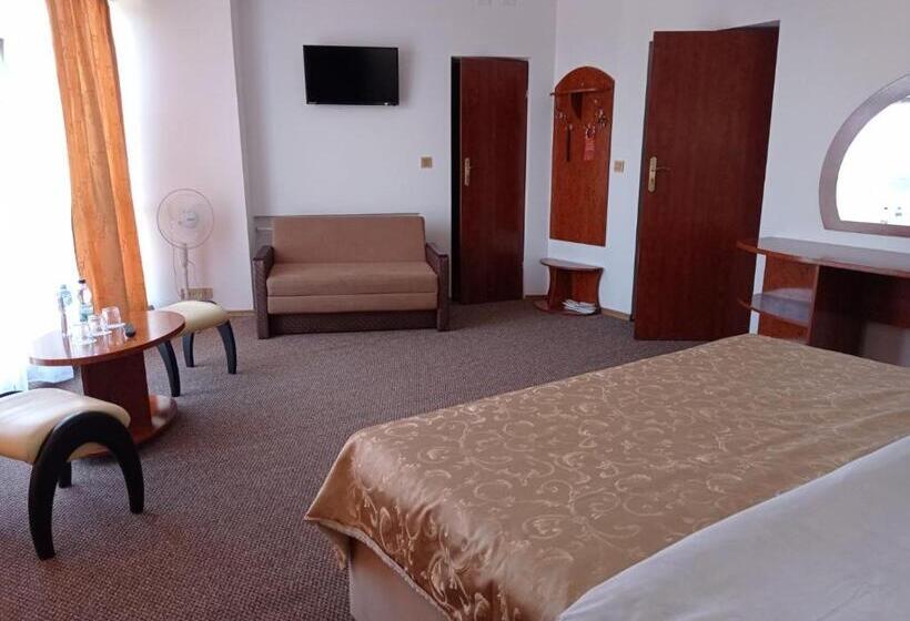 패밀리 룸, Volyn Hotel Ludmir