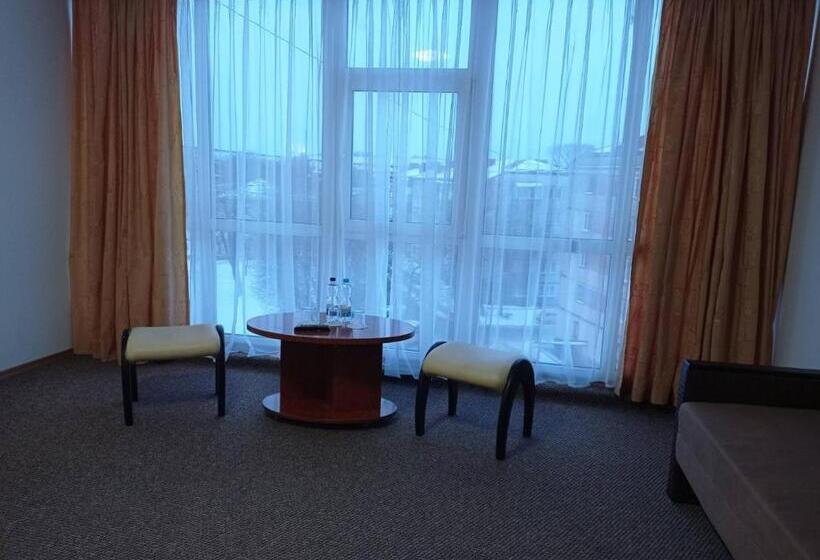 패밀리 룸, Volyn Hotel Ludmir