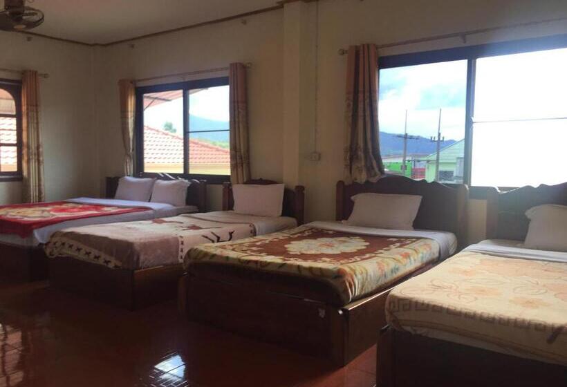 Четырехместный Номер Deluxe, Oudomphone Guesthouse 2