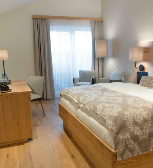 Номер Deluxe, Landgasthaus Helpfauer Hof