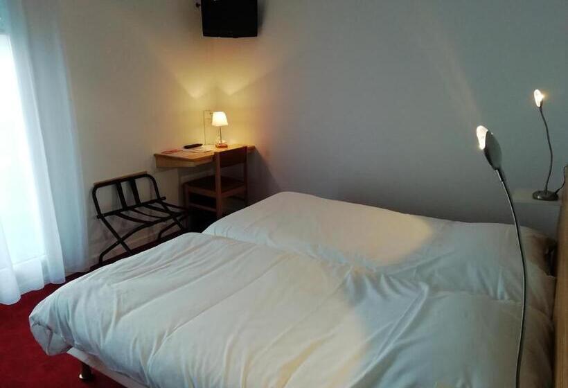Номер Стандарт, Hôtel Chez Pierre D'agos