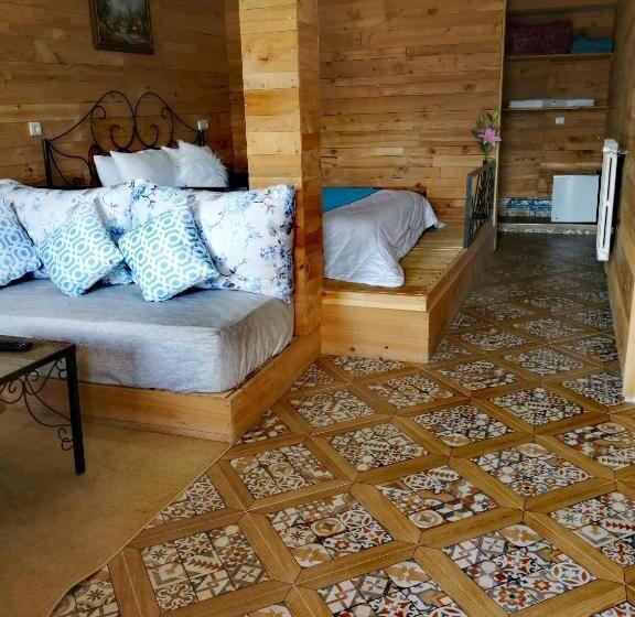 Номер Стандарт, Tamanoucht