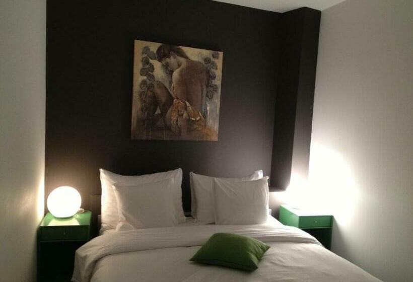 Номер Стандарт, Hôtel Au Boeuf Rouge