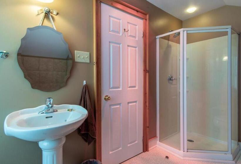 디럭스 스위트 킹 침대, Hastings House Bed & Breakfast