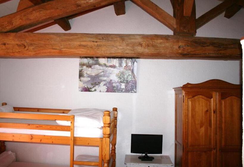 Семейный Номер, Chambres Lou Castel