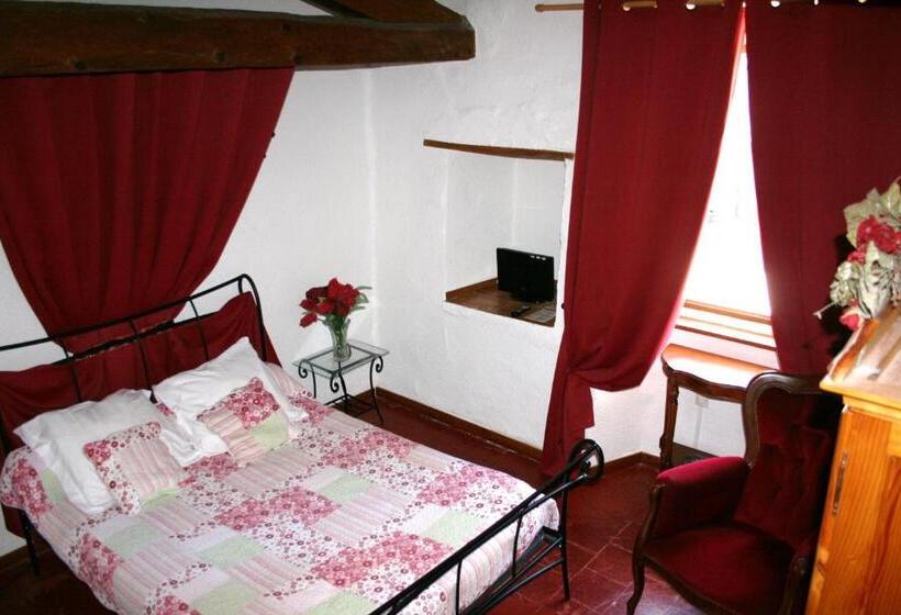Номер Стандарт, Chambres Lou Castel