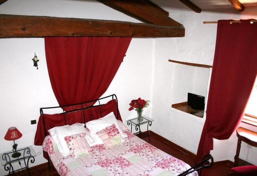 Номер Стандарт, Chambres Lou Castel