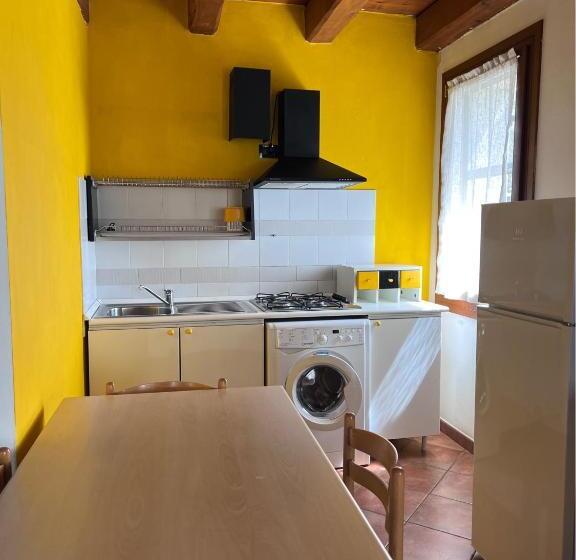 带花园景观的标准工作室, Agriturismo Principe Pio