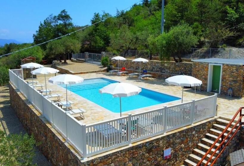 Апартаменты 1 Спальня Вид на Бассейн, Agriturismo Monte Acuto   Natura, Mare & Relax In Piscina