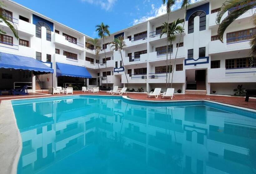 Номер Стандарт 2 Двуспальные Кровати, Calypso Beach Hotel By The Urbn House Santo Domingo Airport