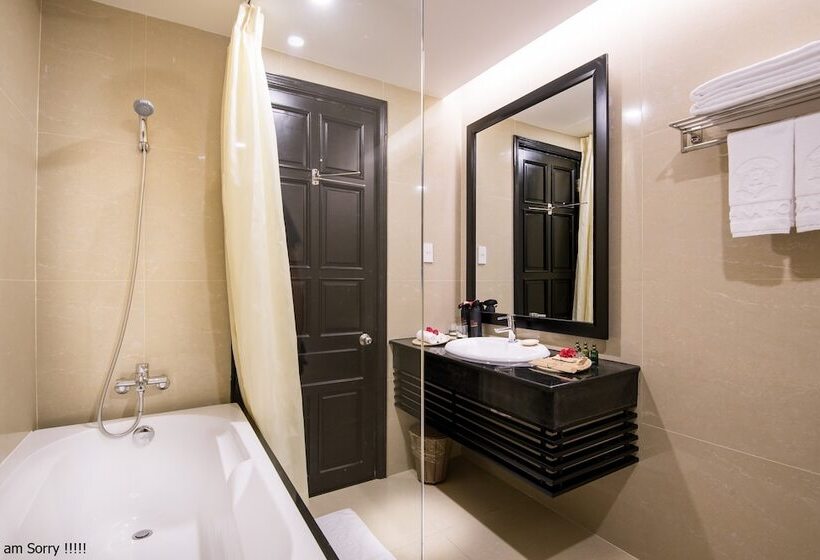 اتاق لوکس با چشم‌انداز شهر, Hadana Boutique Resort Hoian