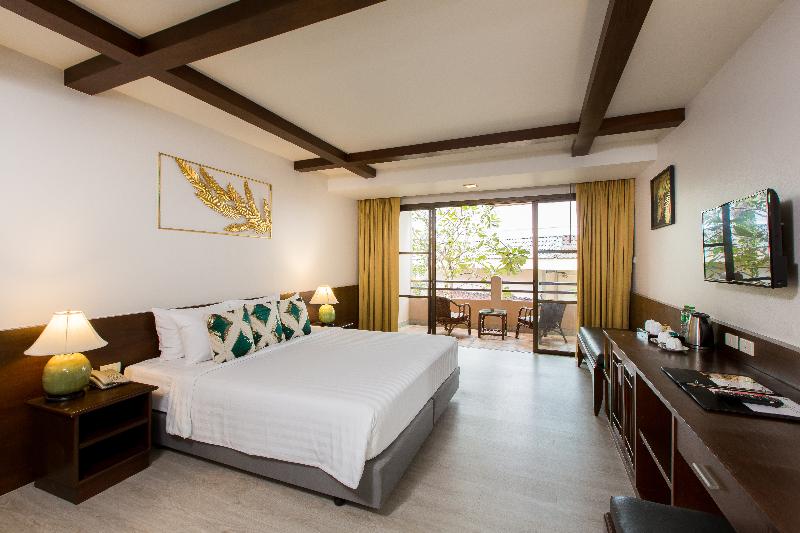 Номер Deluxe Вид на Сад, Coconut Village Resort Phuket   Sha Extra Plus