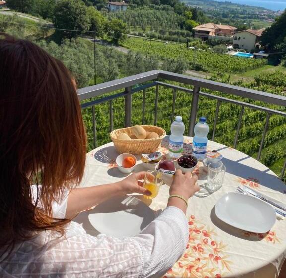1 Bedroom Apartment Lake View, B&b Antiche Mura
