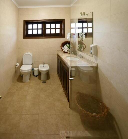 Дом 4 Спальни, Greenside Of Sea Hostel