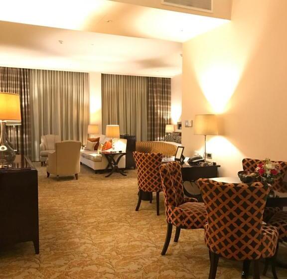 Люкс Superior, Taj Hotelapart, Taj Hotel Cape Town