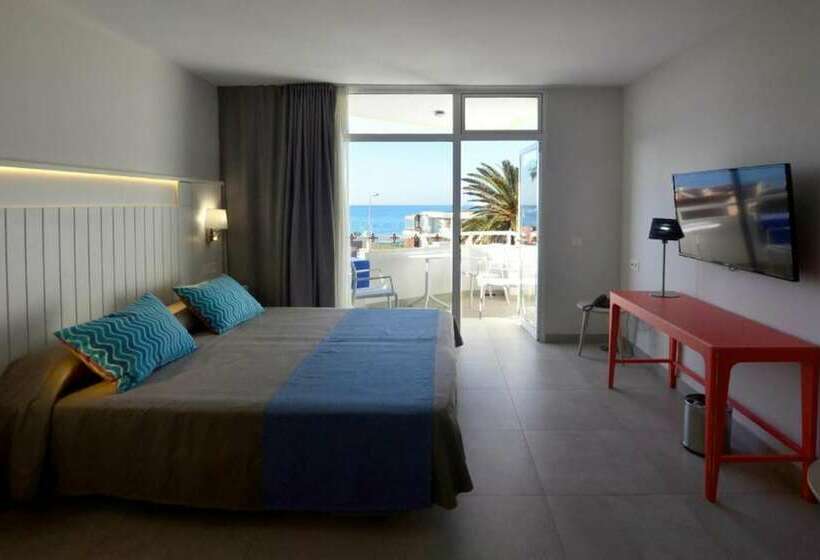 标准工作室, Livvo Veril Playa