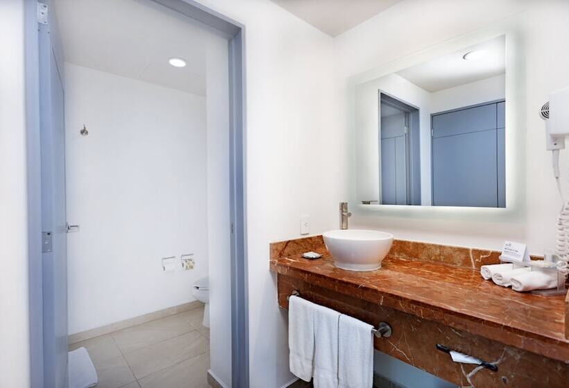 Pokój Standard 2 Łóżka Małżeńskie, Holiday Inn Express Villahermosa, An Ihg