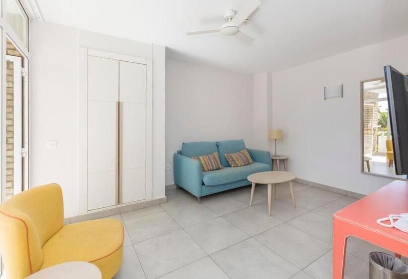 标准间, Livvo Veril Playa