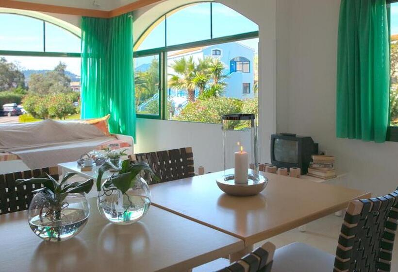 Вилла 3 Спальни Вид на Сад, Govino Bay