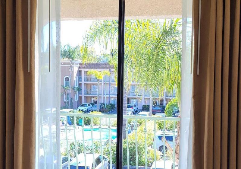 エクゼクティブスイート, Cortona Inn And Suites Anaheim Resort