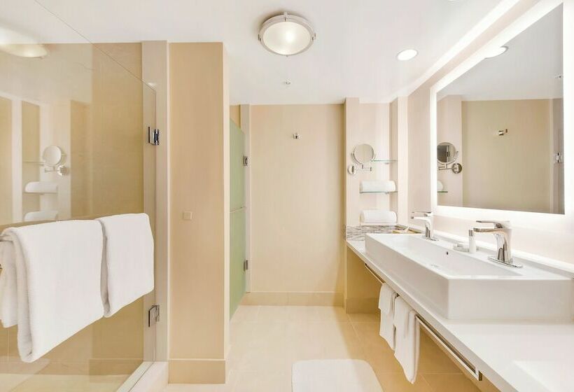 Pokój Premium, Eden Roc Miami Beach