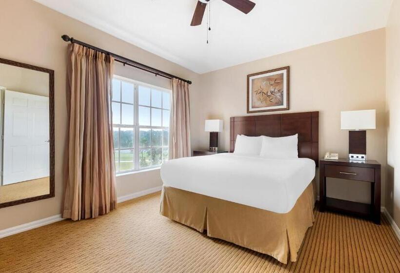 Апартаменты 3 Спальни, Hilton Vacation Club Aqua Sol Orlando West
