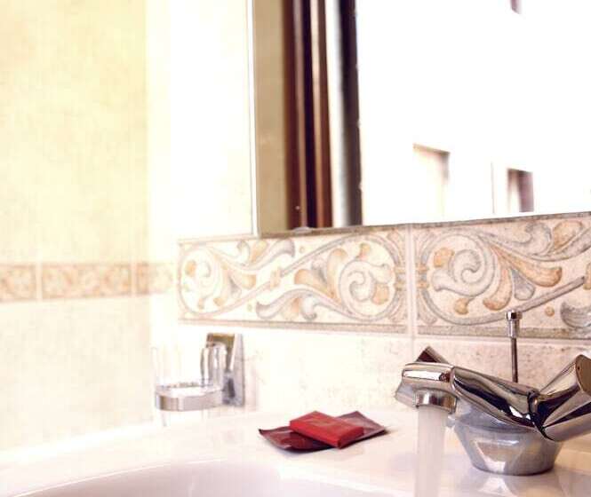 Habitación Estàndard Individual, Serenissima