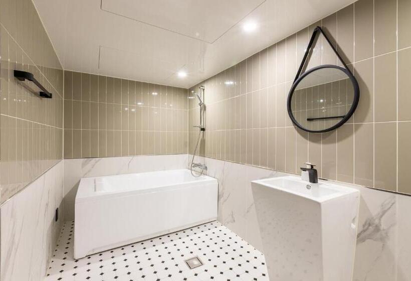 Family Suite, Brown Dot Hotel Minam