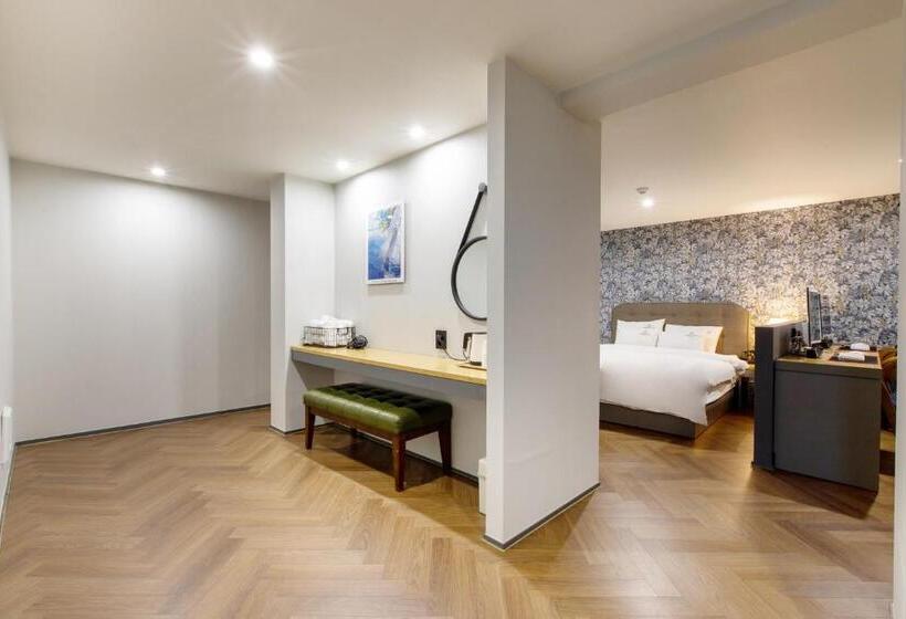 Family Suite, Brown Dot Hotel Minam