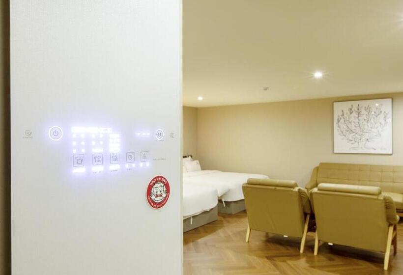 Люкс Superior, Brown Dot Hotel Minam