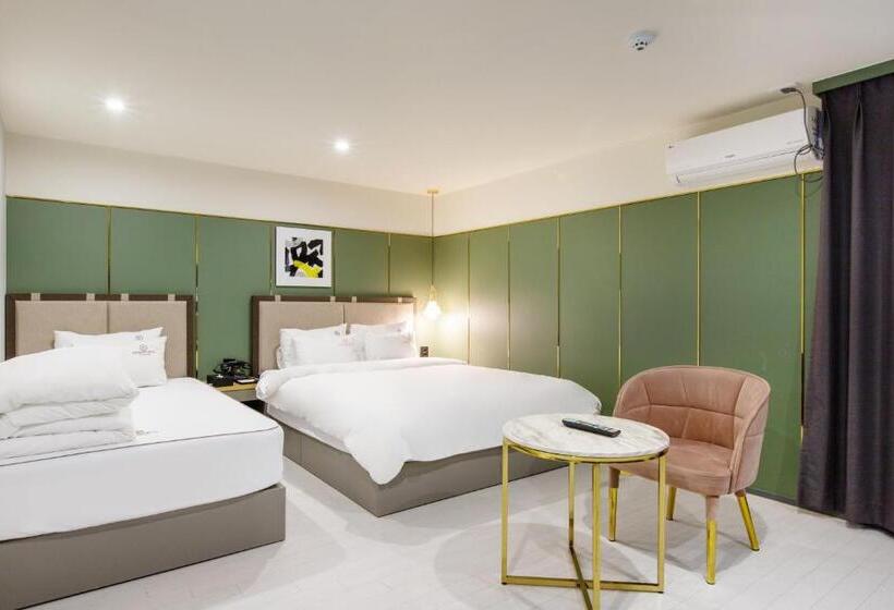 Номер Deluxe, Brown Dot Hotel Minam