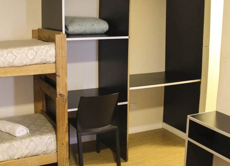 اتاق استاندارد چهار تخته, Alto Parana