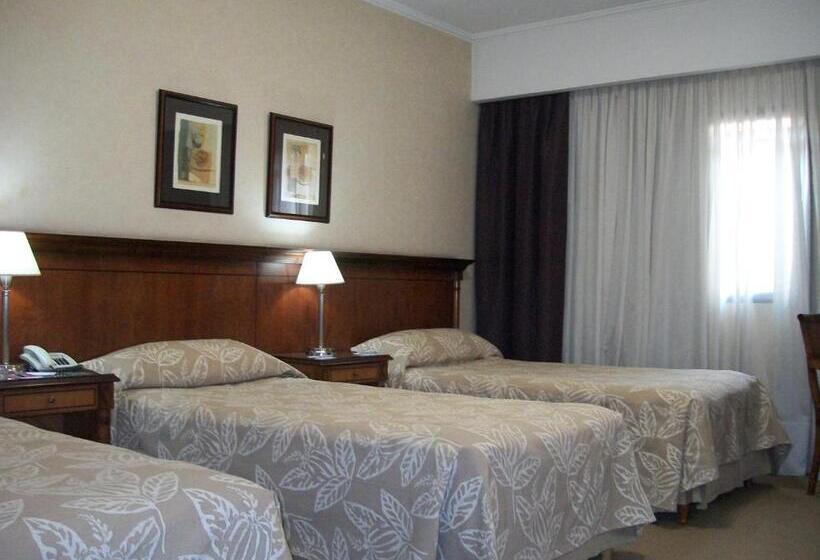 Номер Стандарт Трехместный, Tucuman Center Suites&business