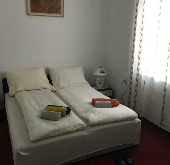 اتاق استاندارد با سرویس بهداشتی مشترک, Sarajevo Rooms