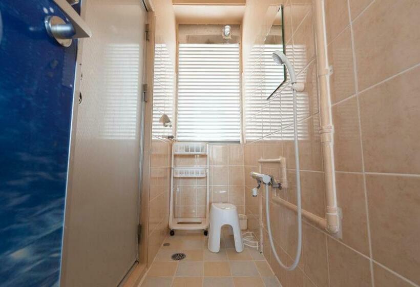 اتاق خانوادگی, Guest House Grand Naha