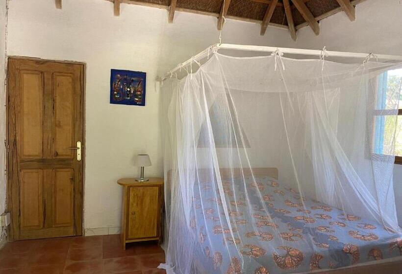 Bungalow Estándar Vista Jardín, Bazouk Du Saloum Ecolodge